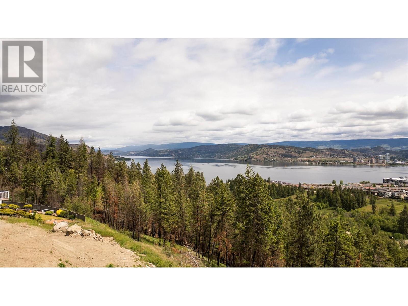  1687 Scott Crescent, West Kelowna