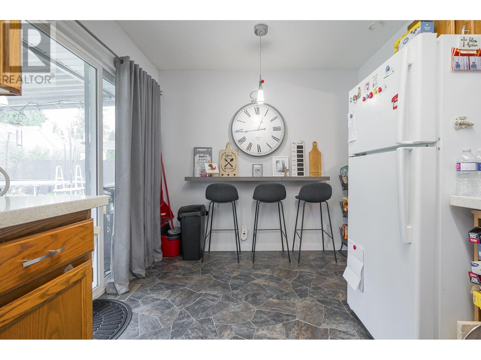 Photo 9 of 12145 207 A Street, Maple Ridge BC