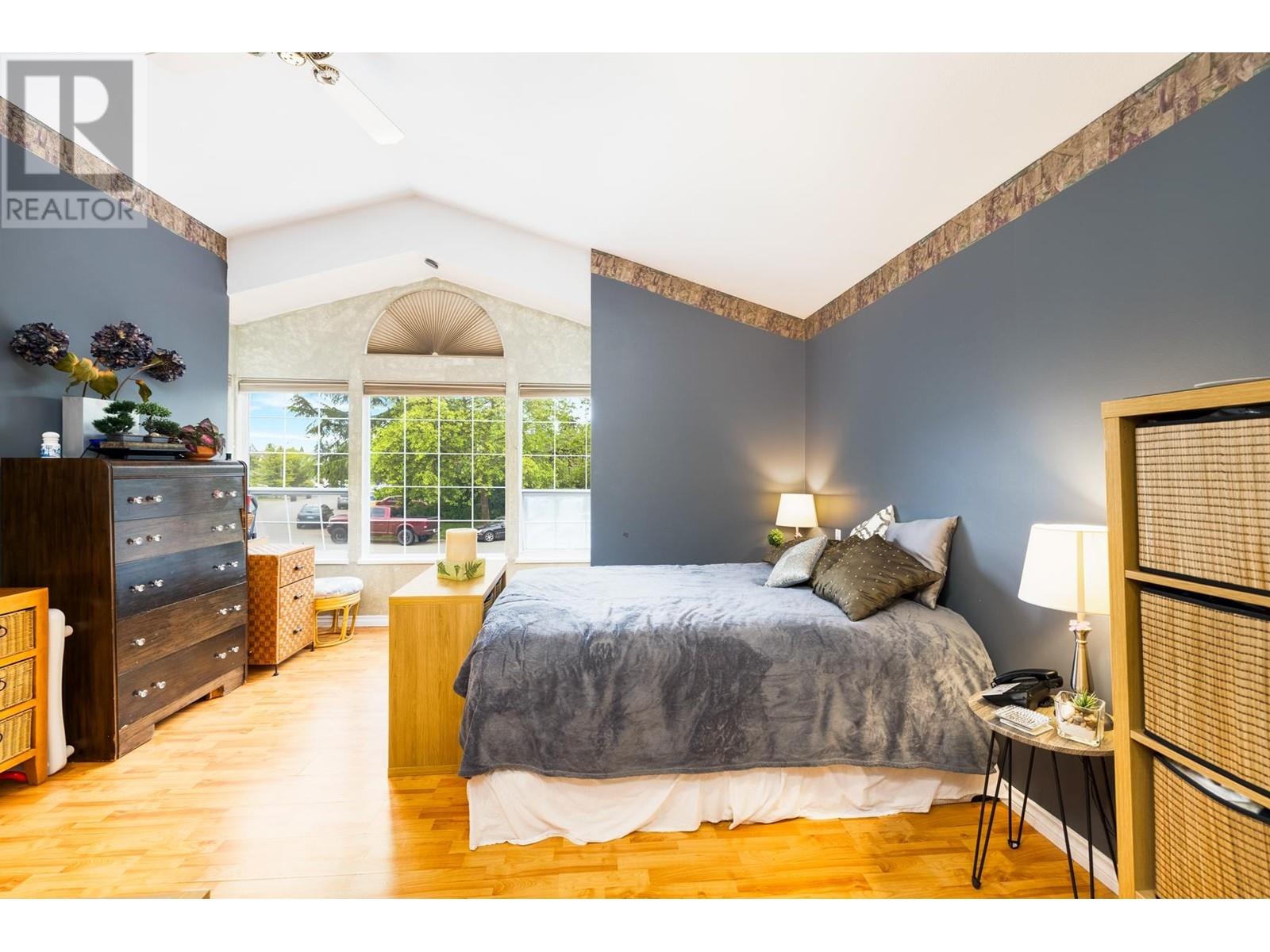 12400 NIKOLA STREET, Pitt Meadows