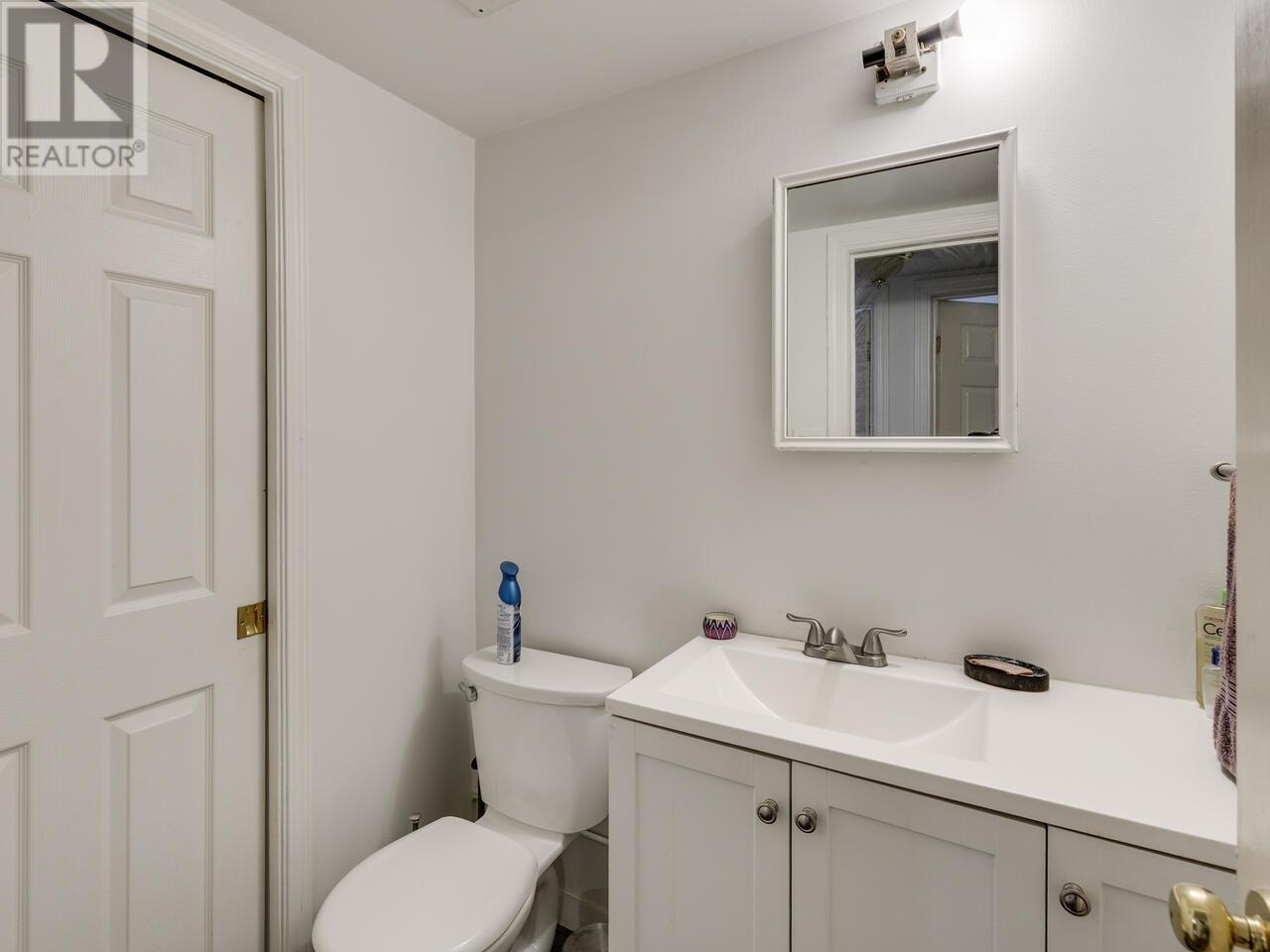 Photo 18 of 21 38173 Westway Avenue, Squamish BC