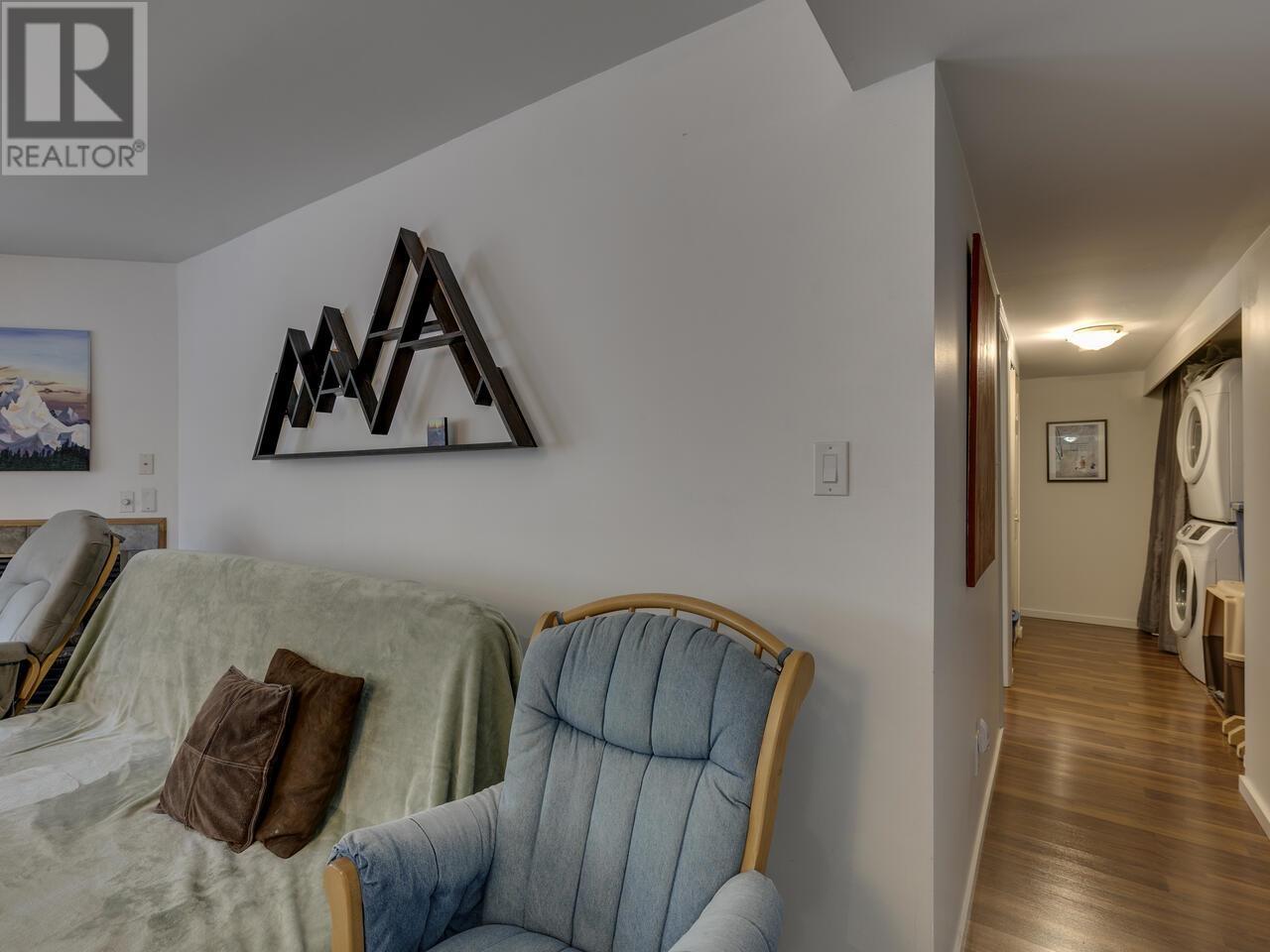 Photo 13 of 21 38173 Westway Avenue, Squamish BC