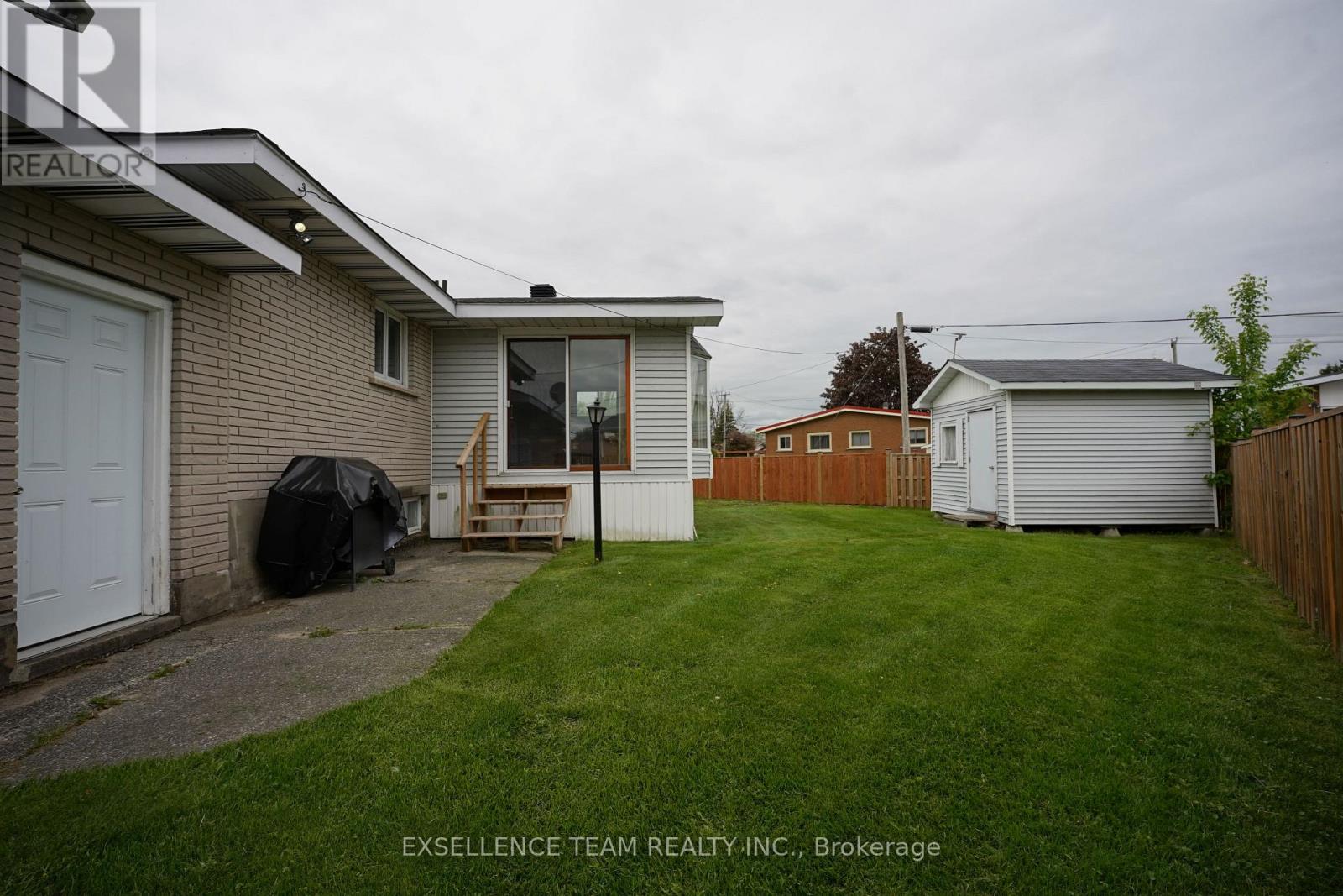 Photo 1 of 1212 Brodeur Street, Cornwall ON
