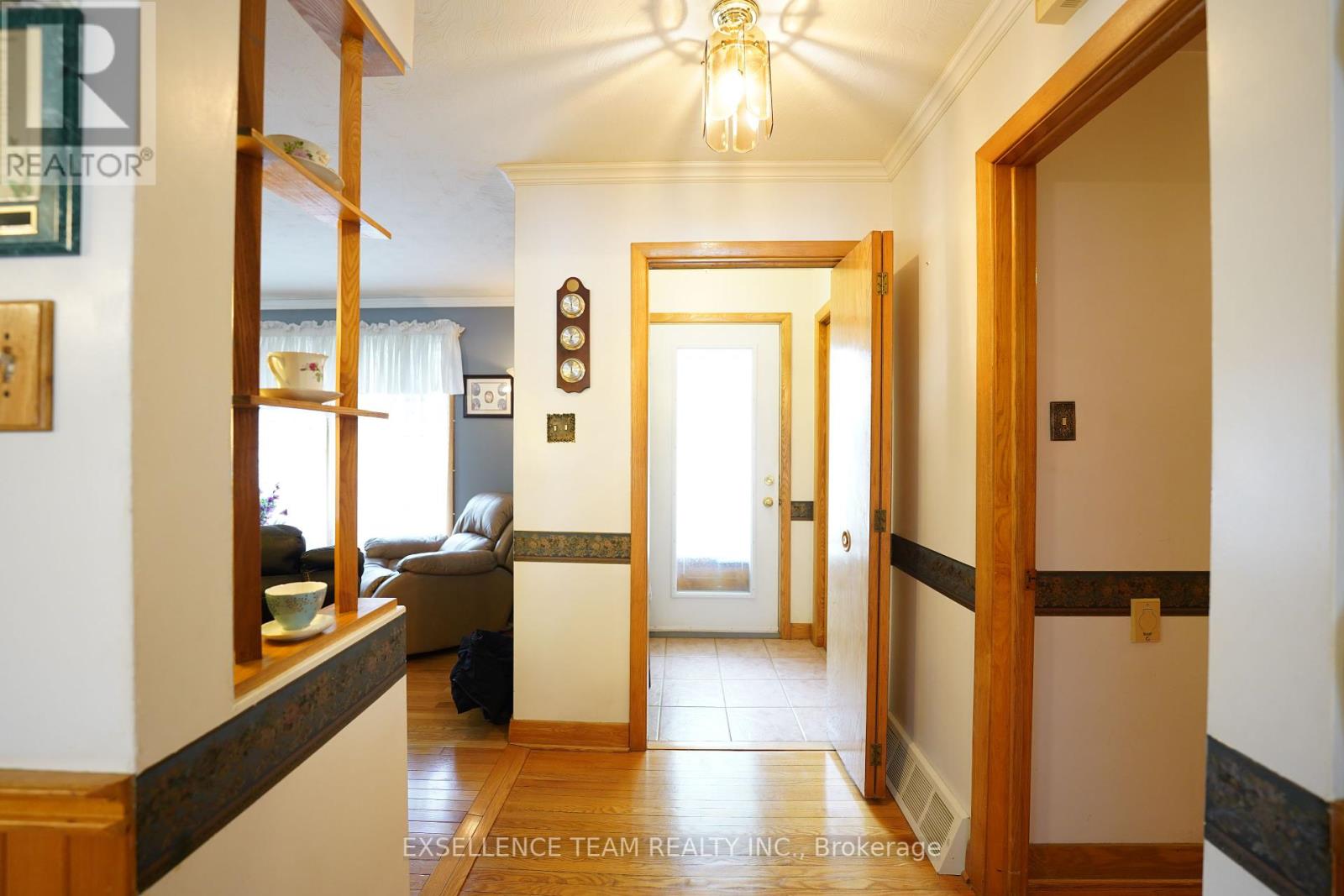 Photo 27 of 1212 Brodeur Street, Cornwall ON