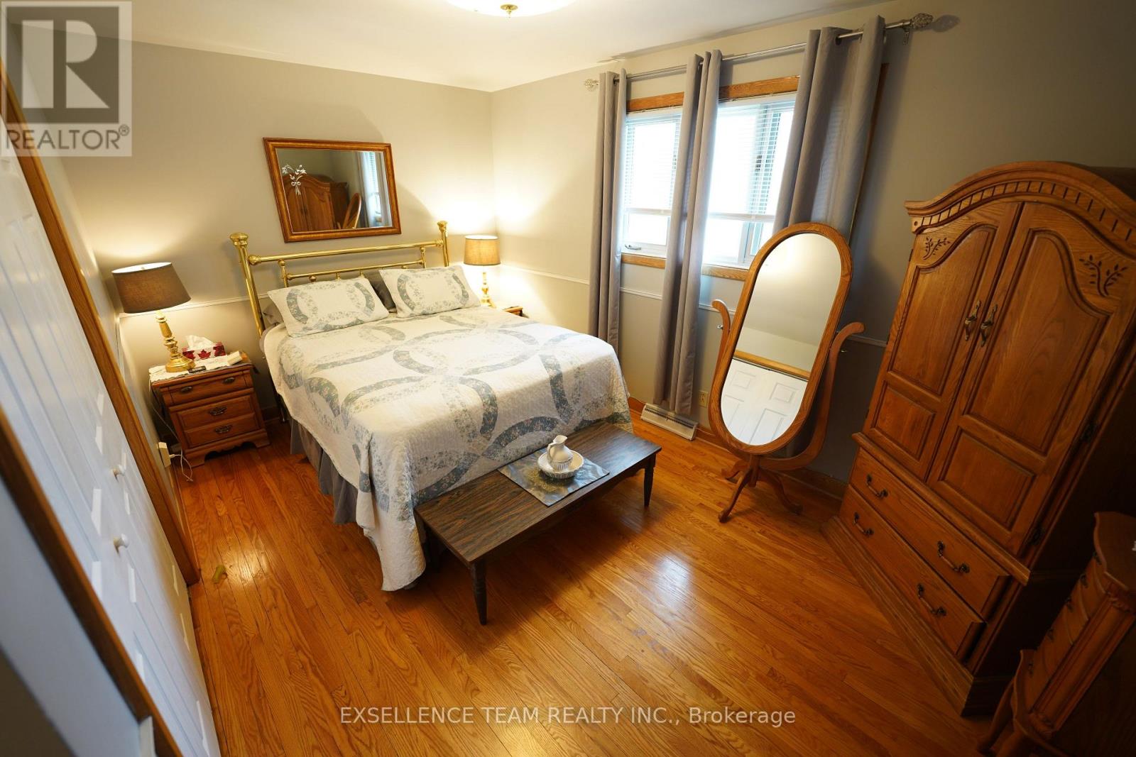 Photo 11 of 1212 Brodeur Street, Cornwall ON