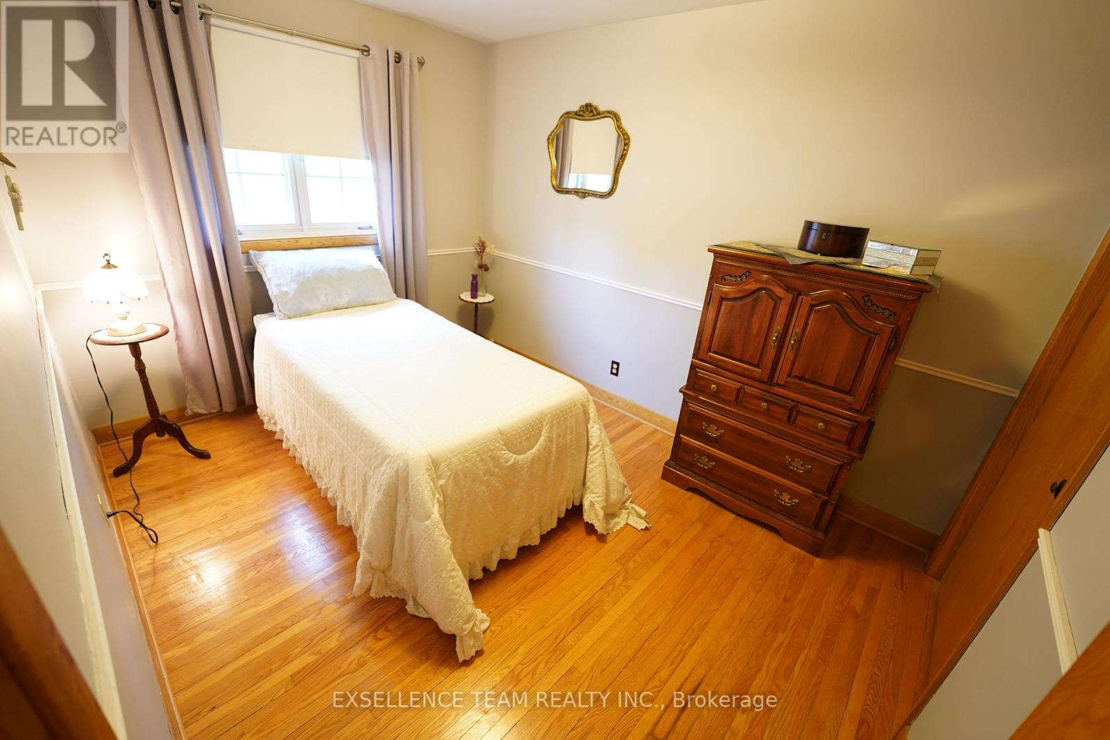 Photo 18 of 1212 Brodeur Street, Cornwall ON