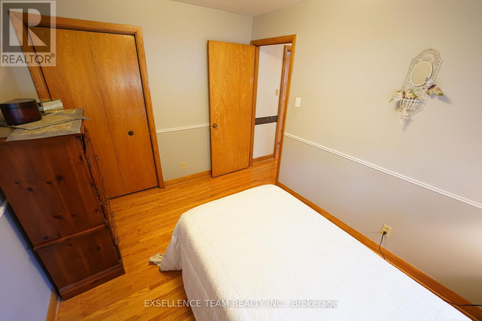 Photo 6 of 1212 Brodeur Street, Cornwall ON
