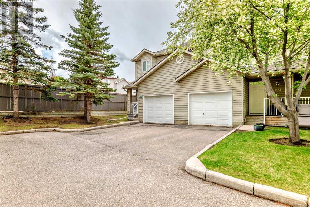 Single Family House for Sale in  Mt Aberdeen Manor SE McKenzie Lake Calgary 