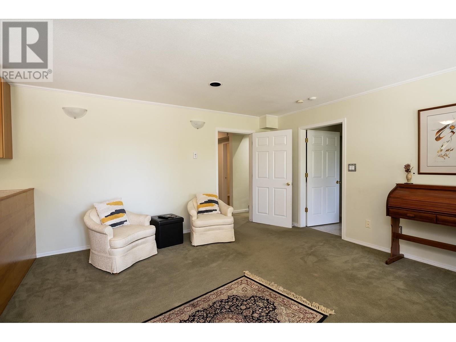2556 LOWER ROAD, Roberts Creek