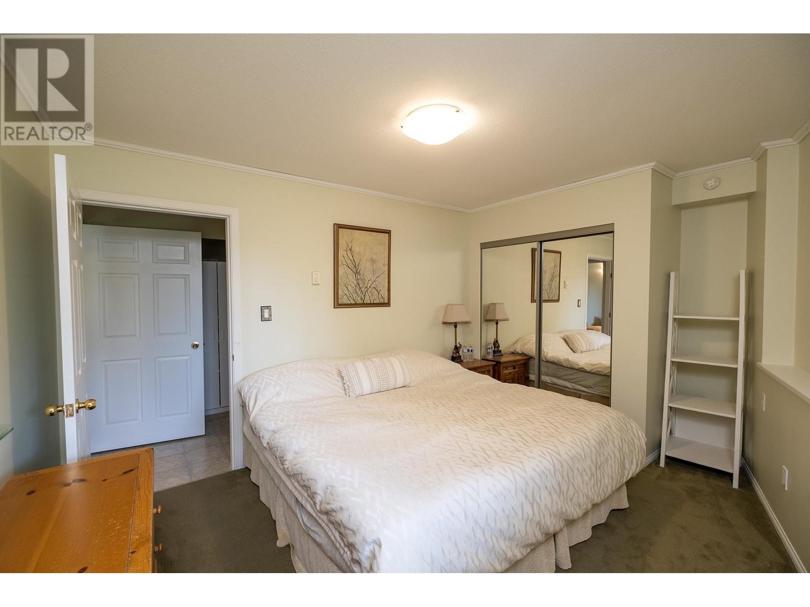 2556 LOWER ROAD, Roberts Creek