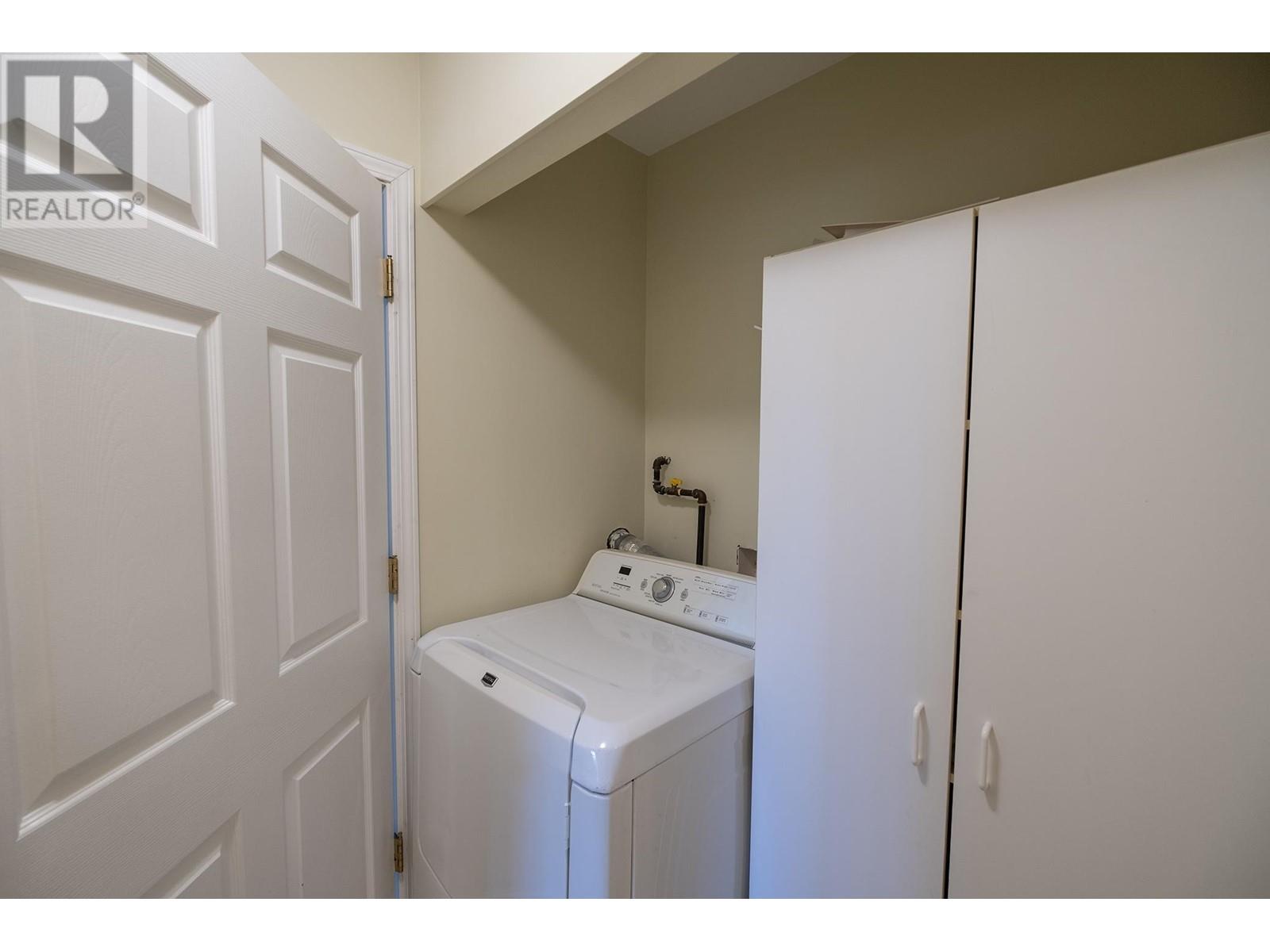 2556 LOWER ROAD, Roberts Creek