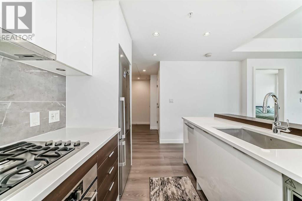 Single Family House for Sale in   Waterfront Court SW Chinatown Calgary 