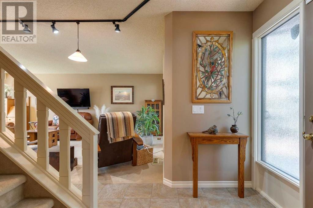 Single Family House for Sale in  Whiteridge Crescent NE Whitehorn Calgary 