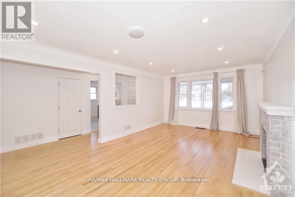 Photo 6 of Unit A 1347 Dorchester Avenue, Ottawa ON