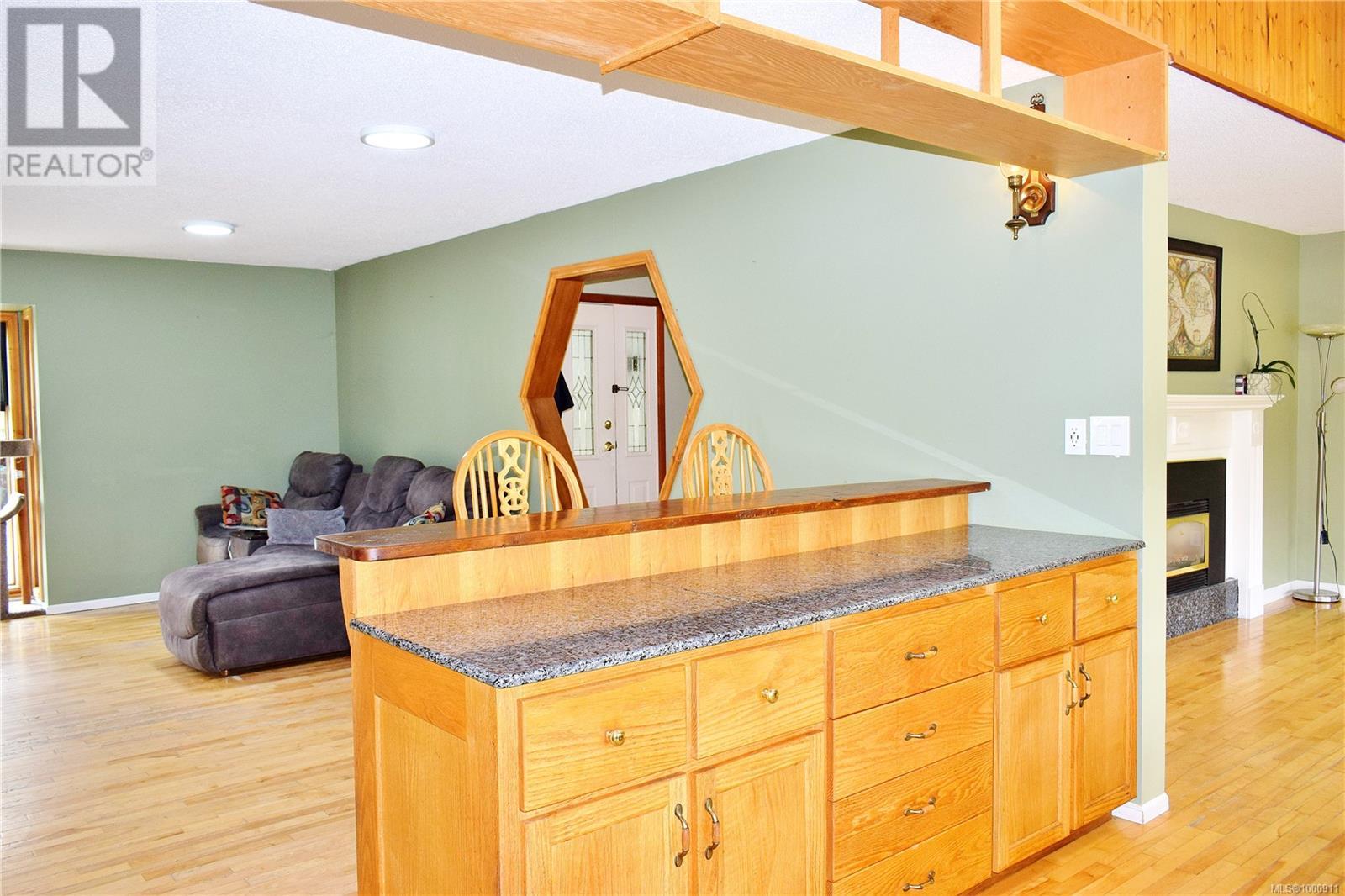 5982 Mayo Rd, Lake Cowichan
