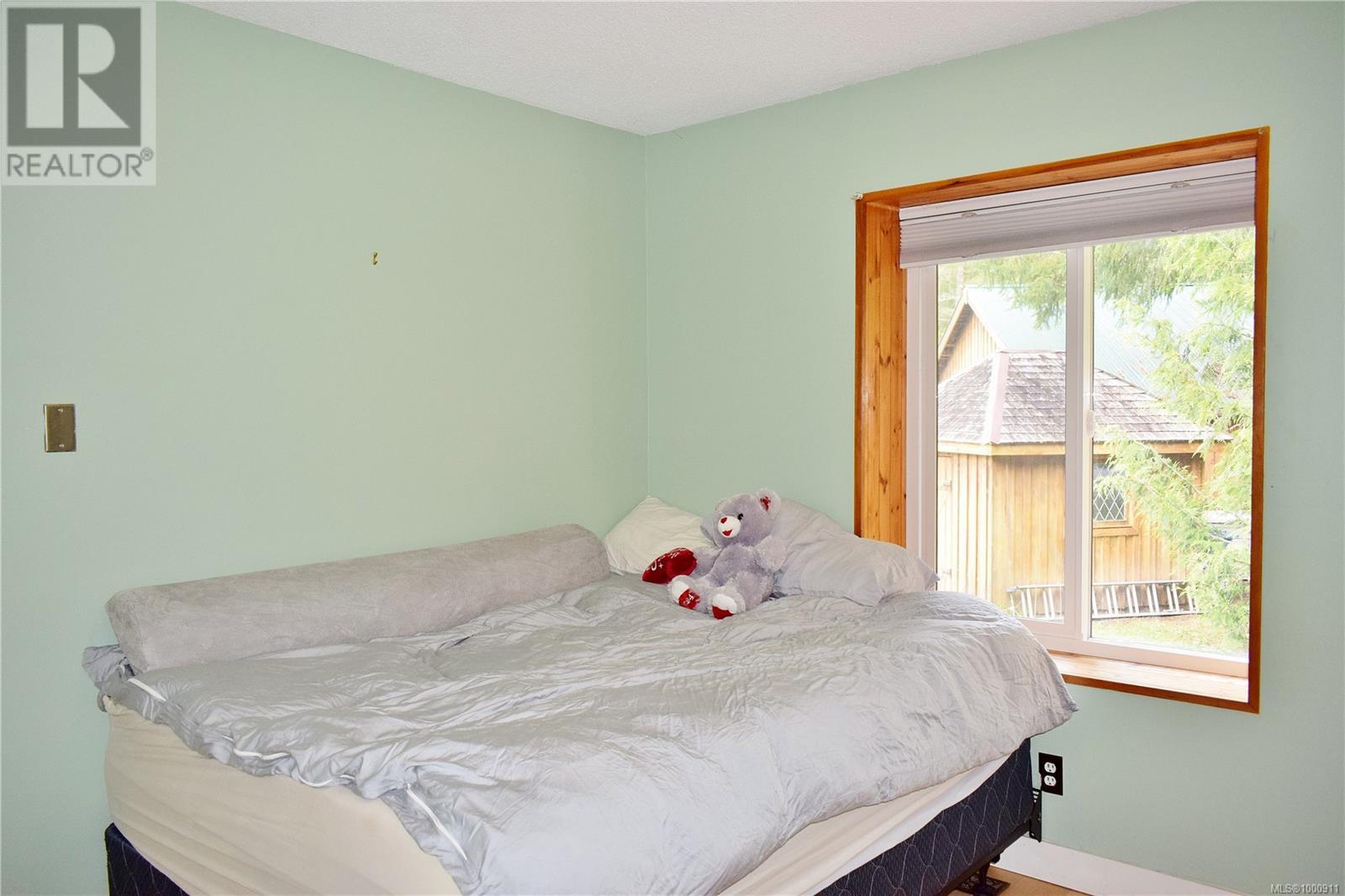 5982 Mayo Rd, Lake Cowichan