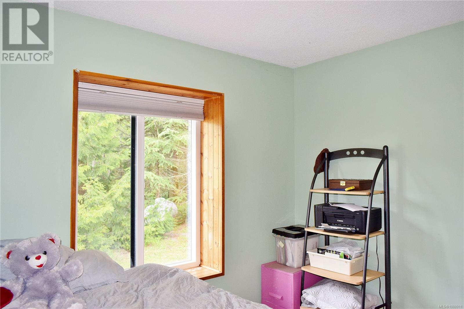 5982 Mayo Rd, Lake Cowichan