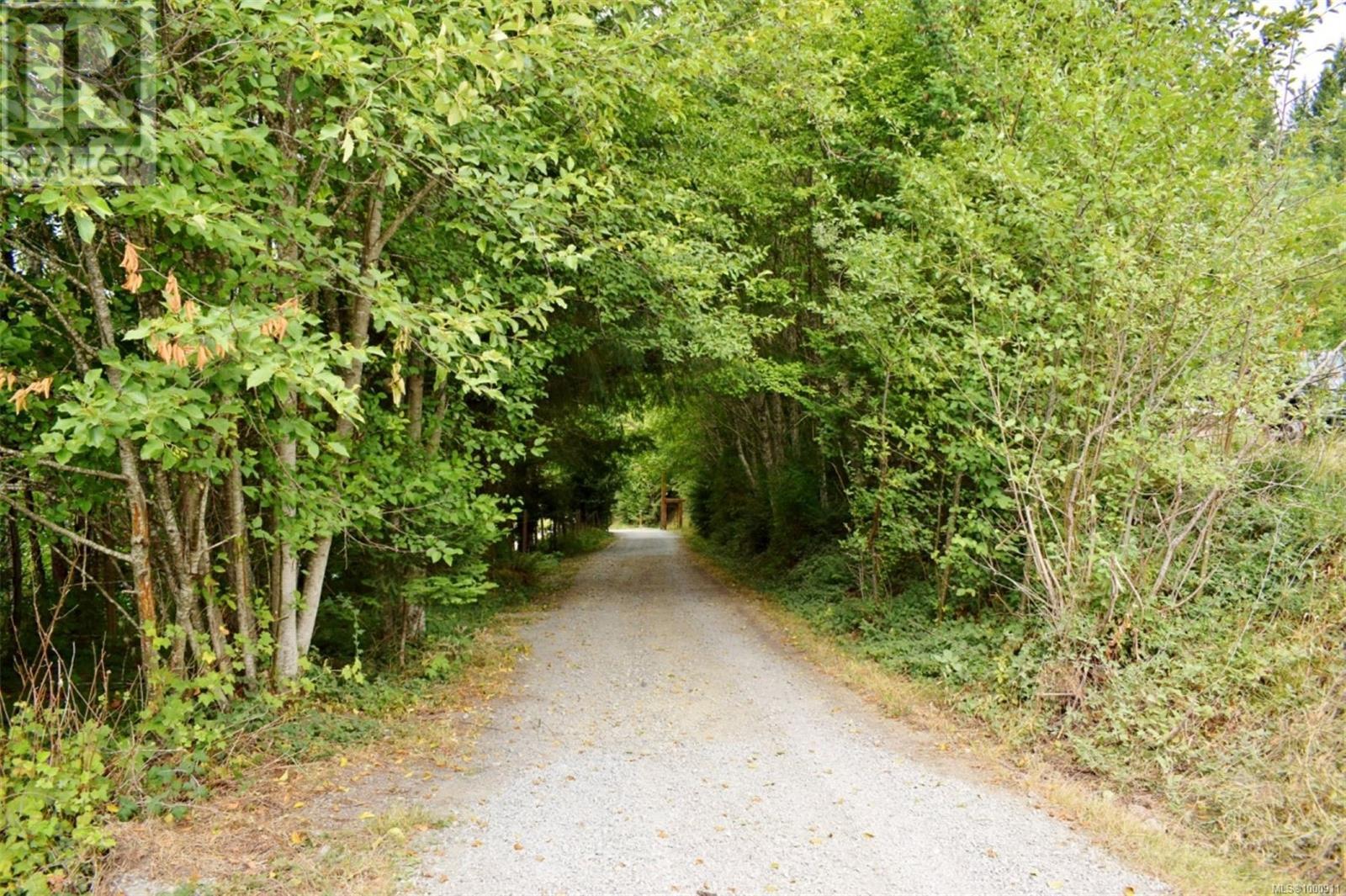 5982 Mayo Rd, Lake Cowichan