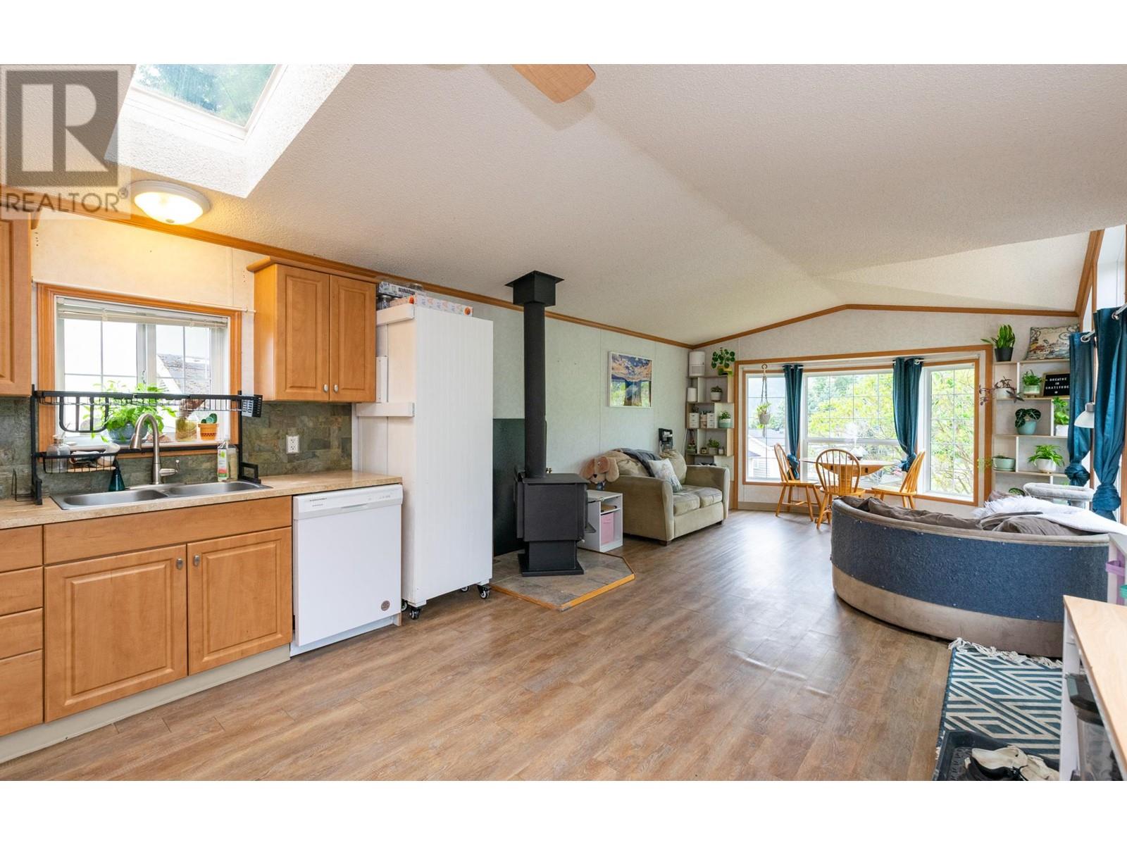 12 6696 Sunnybrae Canoe Point Road, Tappen