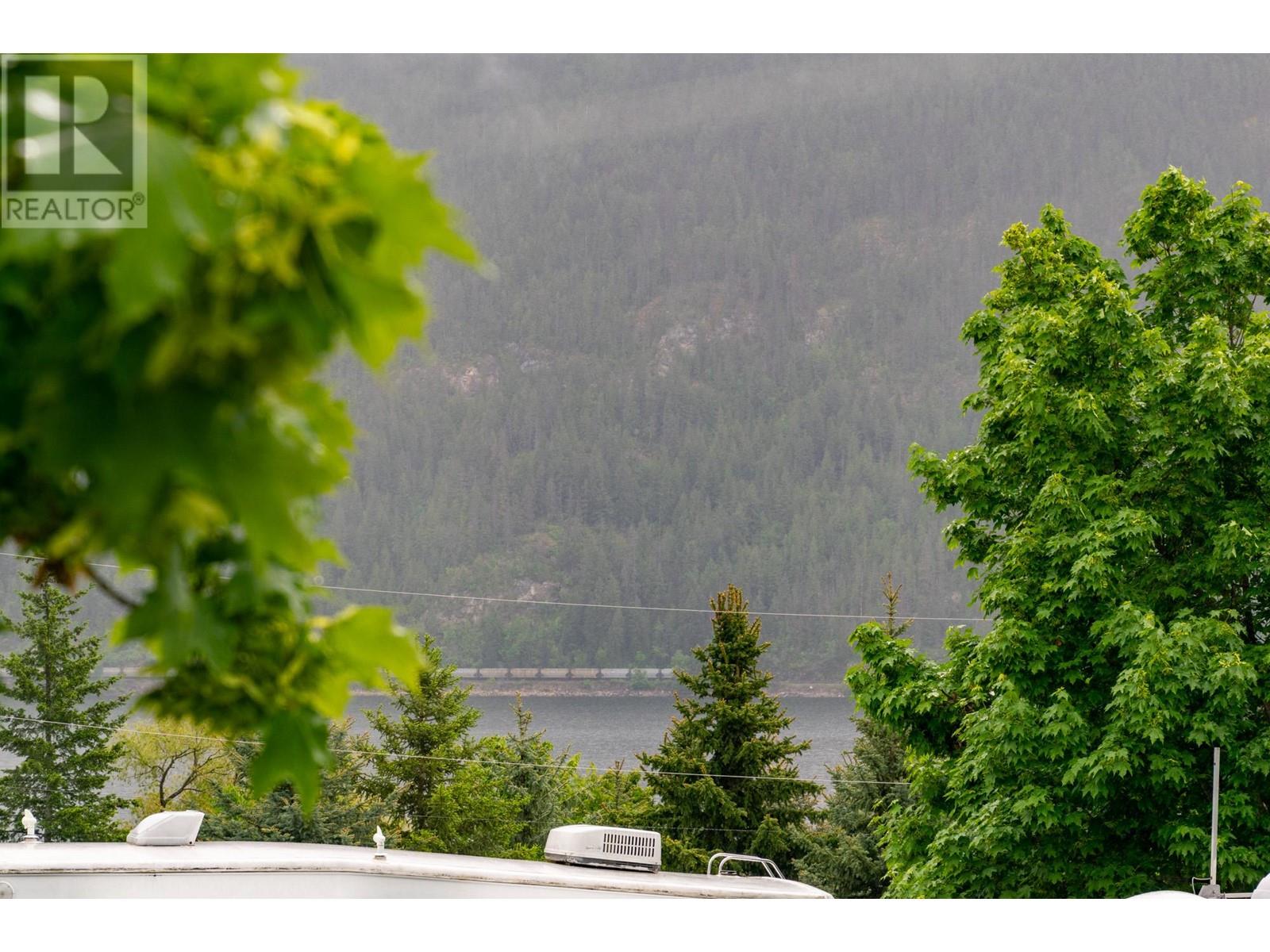 12 6696 Sunnybrae Canoe Point Road, Tappen
