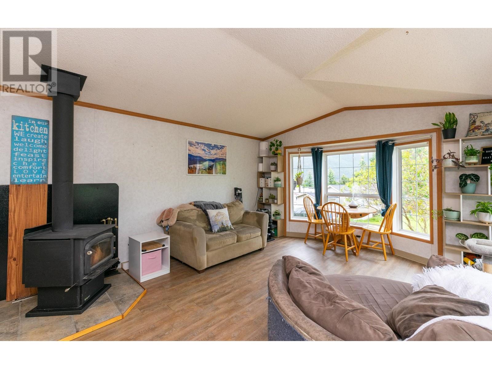 12 6696 Sunnybrae Canoe Point Road, Tappen