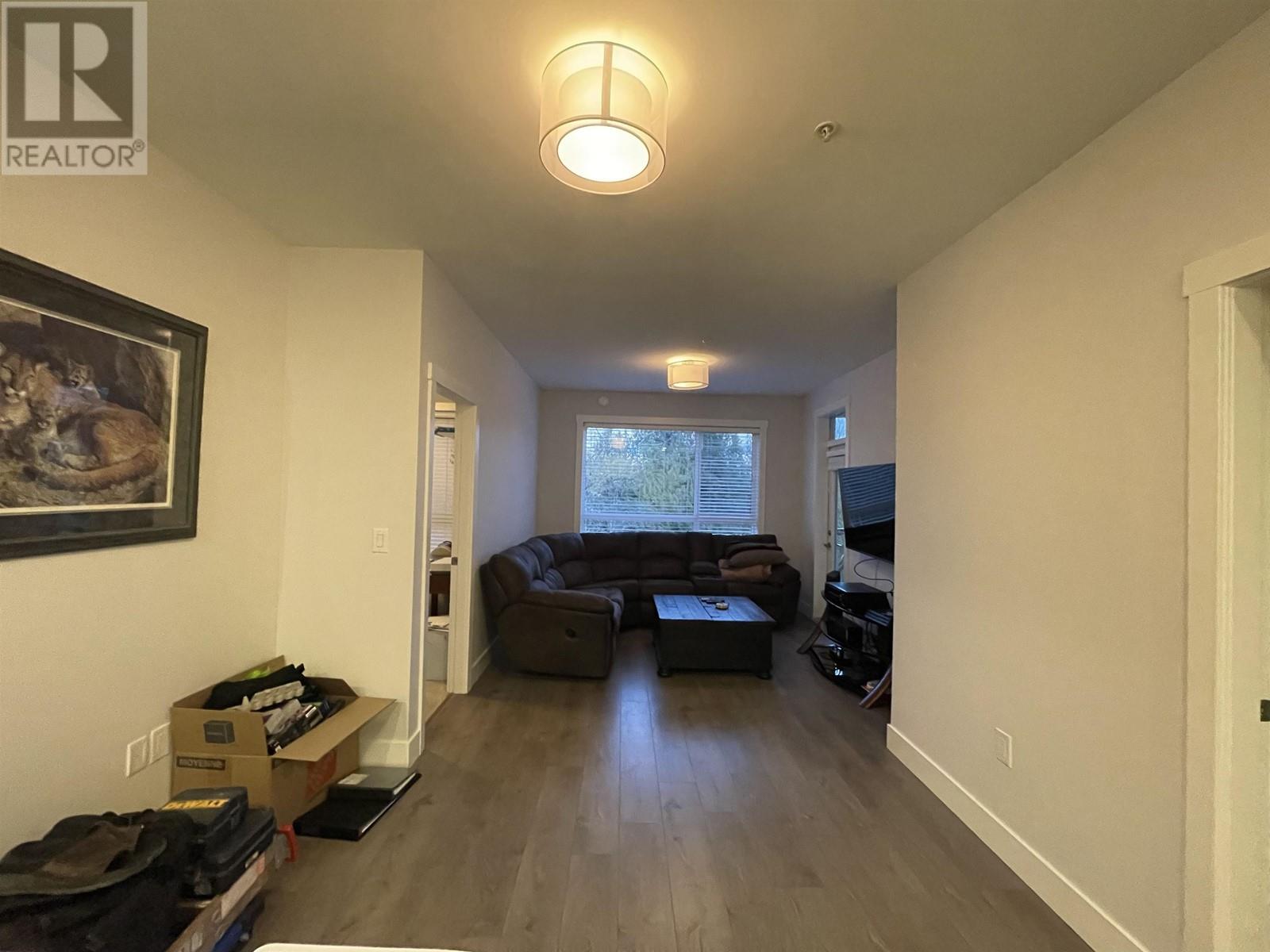 Photo 5 of 409 22315 122 Avenue, Maple Ridge BC