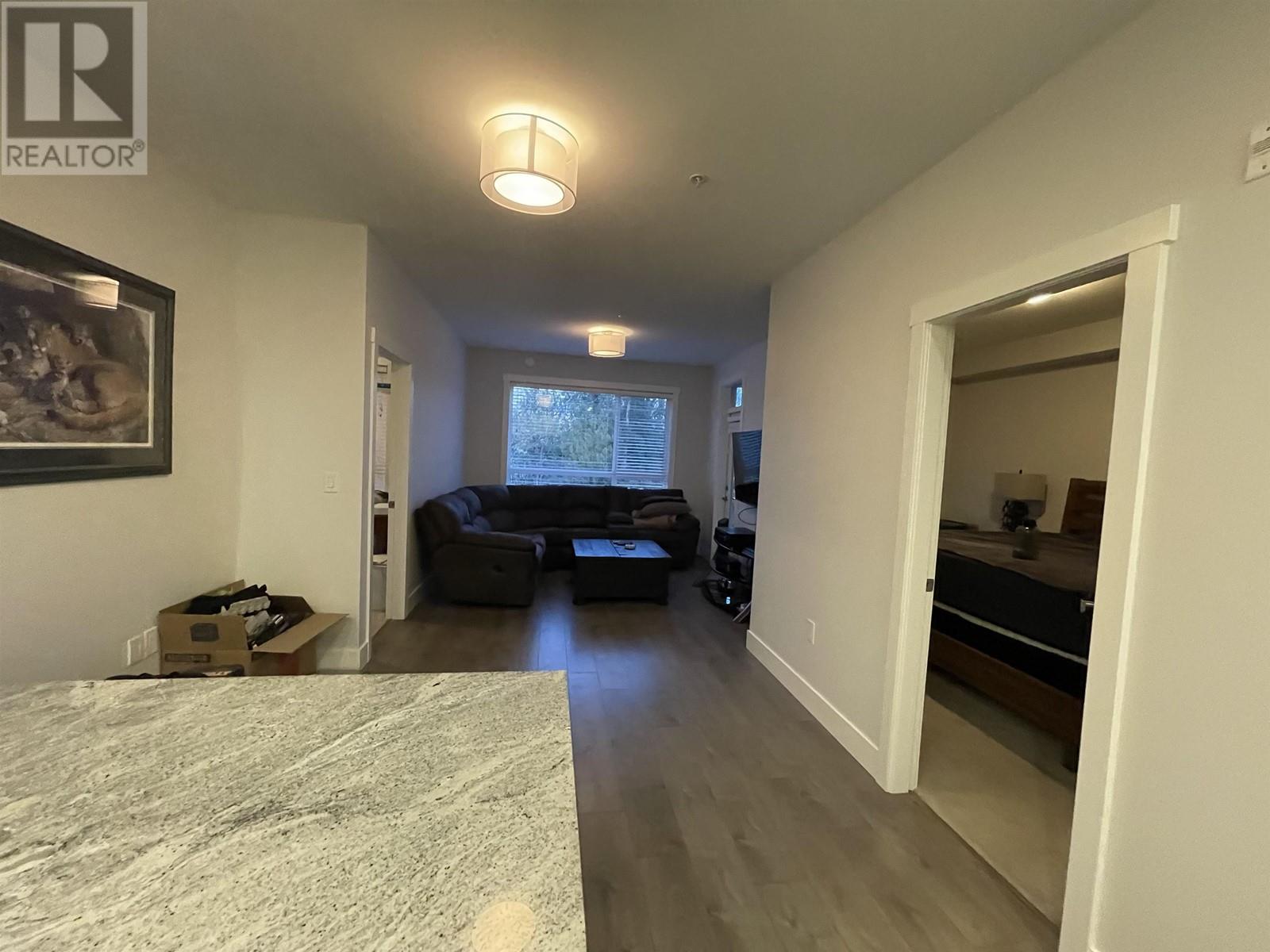 Photo 6 of 409 22315 122 Avenue, Maple Ridge BC
