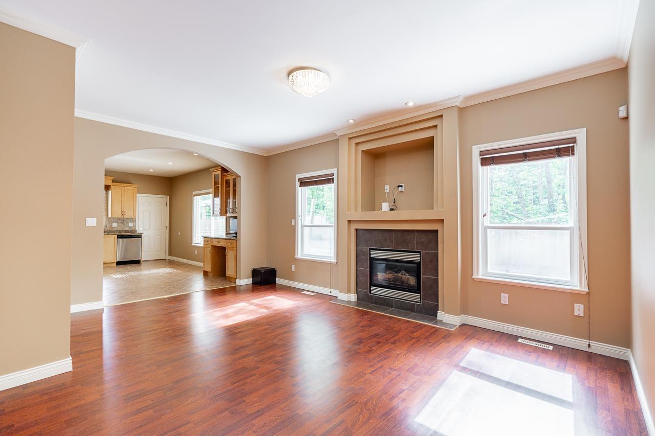 Photo 15 of 14374 76 A Avenue, Surrey BC