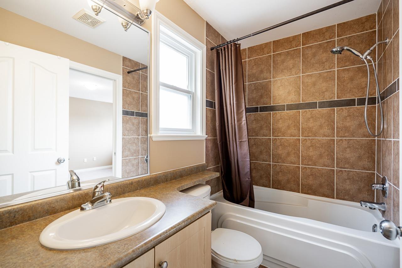Photo 29 of 14374 76 A Avenue, Surrey BC