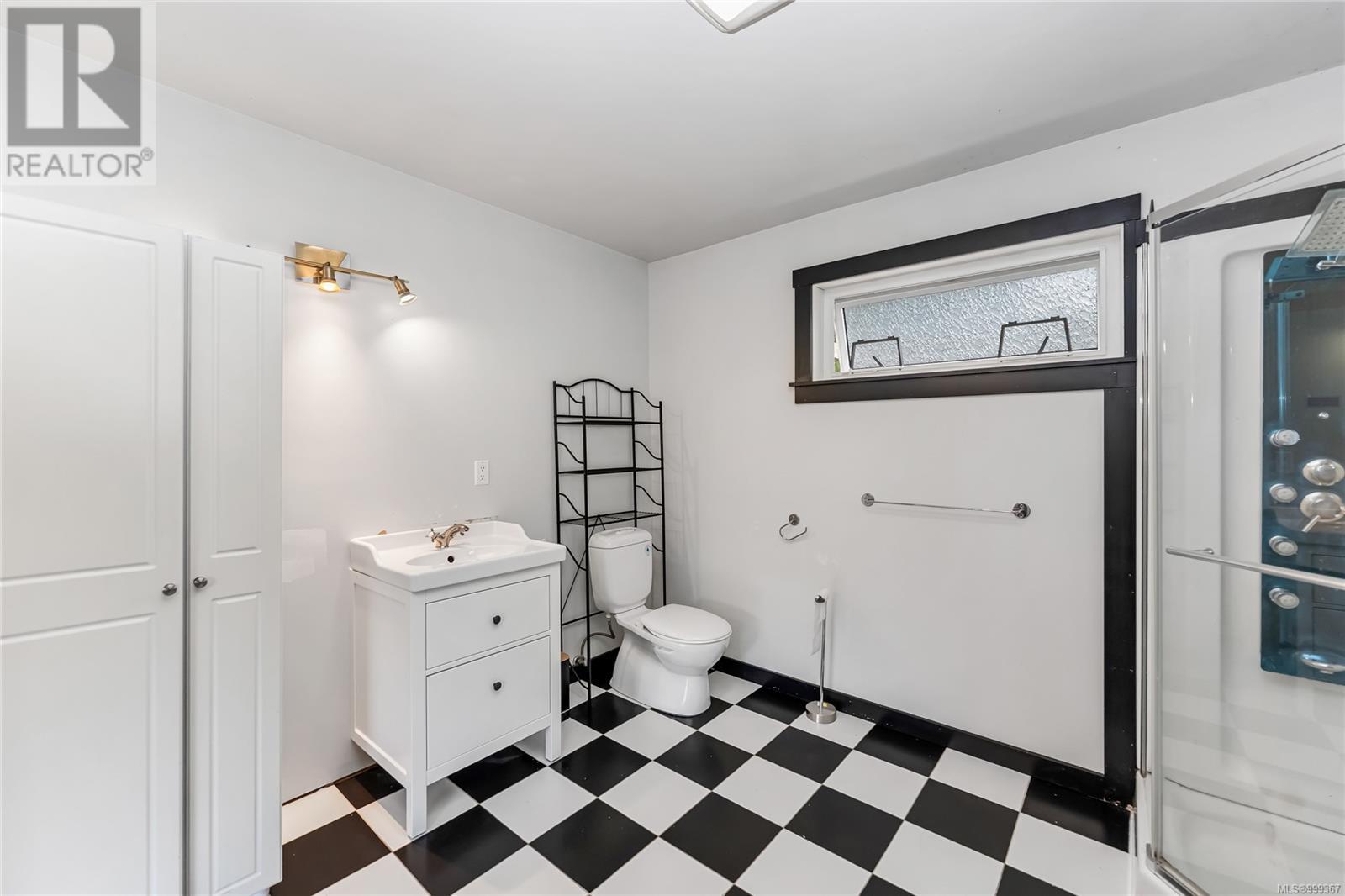 157 Maliview Dr, Salt Spring