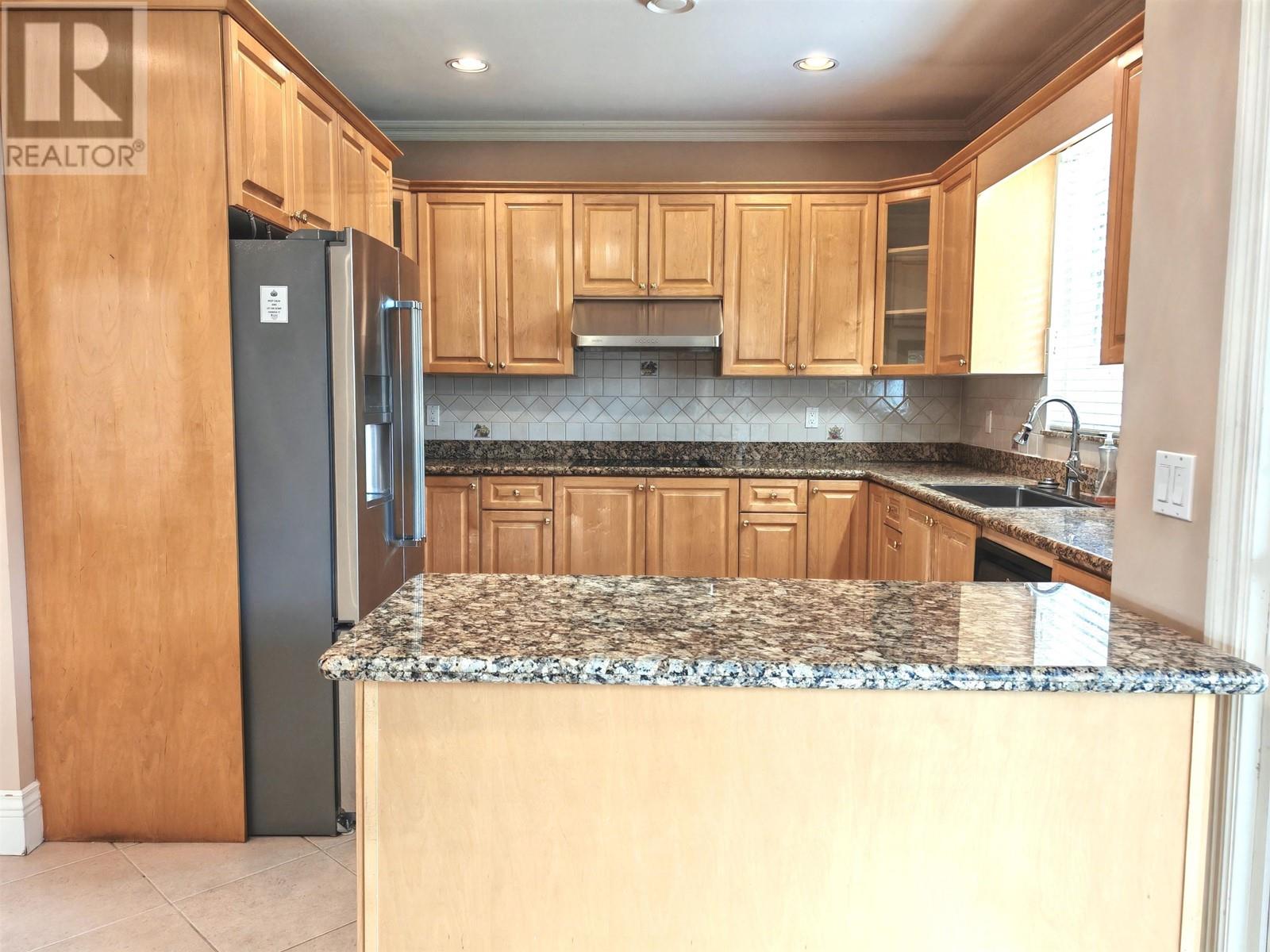 Photo 8 of 6451 Comstock Road, Richmond BC