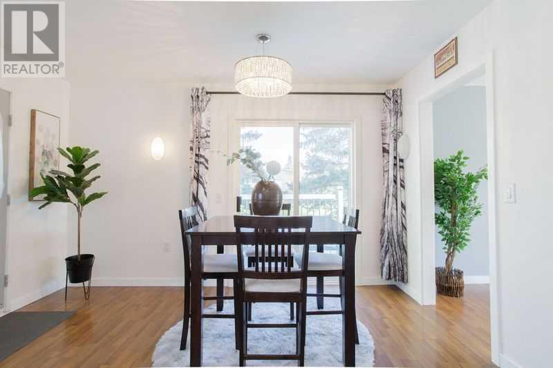 Single Family House Bi-level for Sale in  Temple Way NE Temple Calgary 