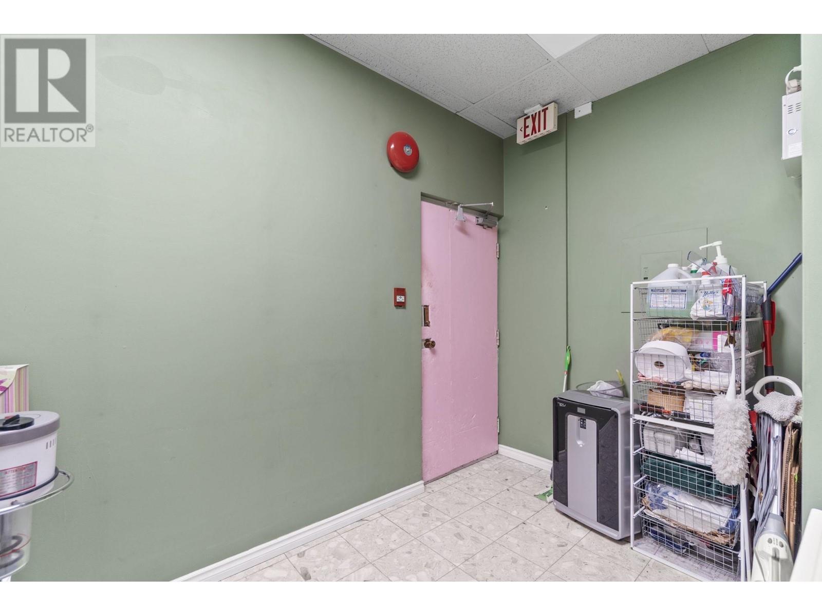 Photo 10 of 3 1353 Hornby Street, Vancouver BC