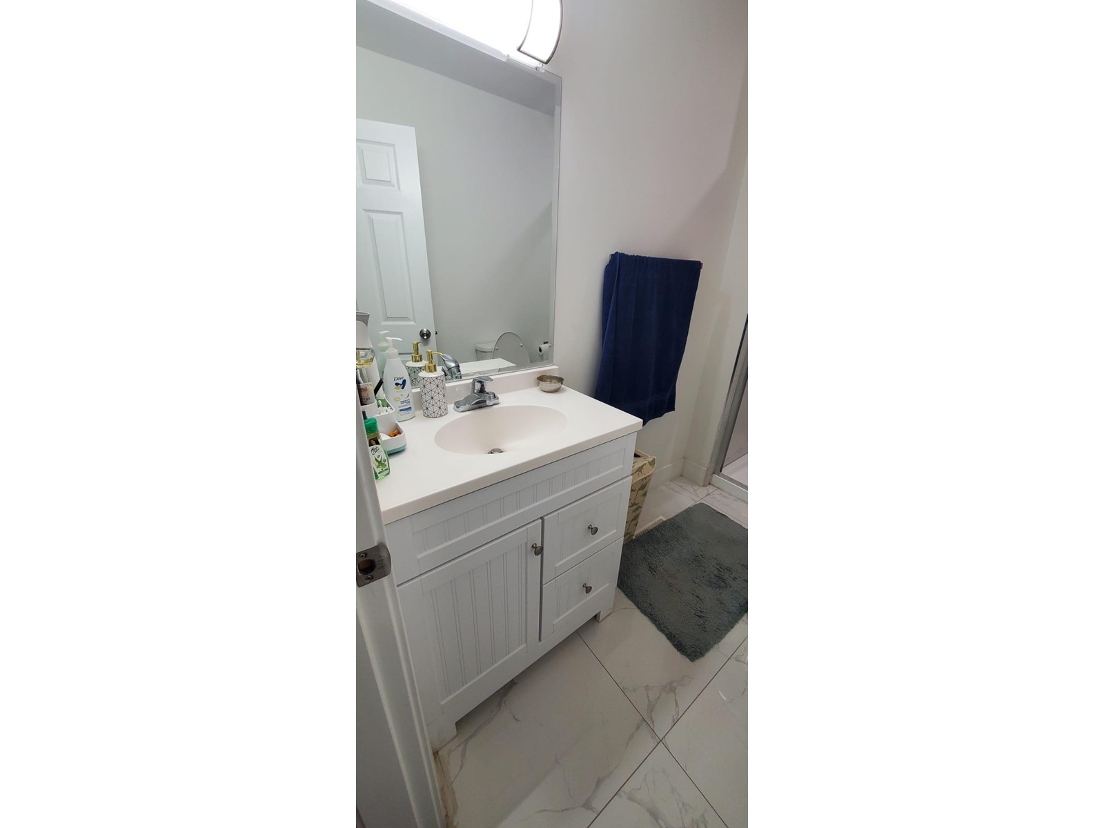 Photo 5 of 19750 54 A Avenue, Langley BC