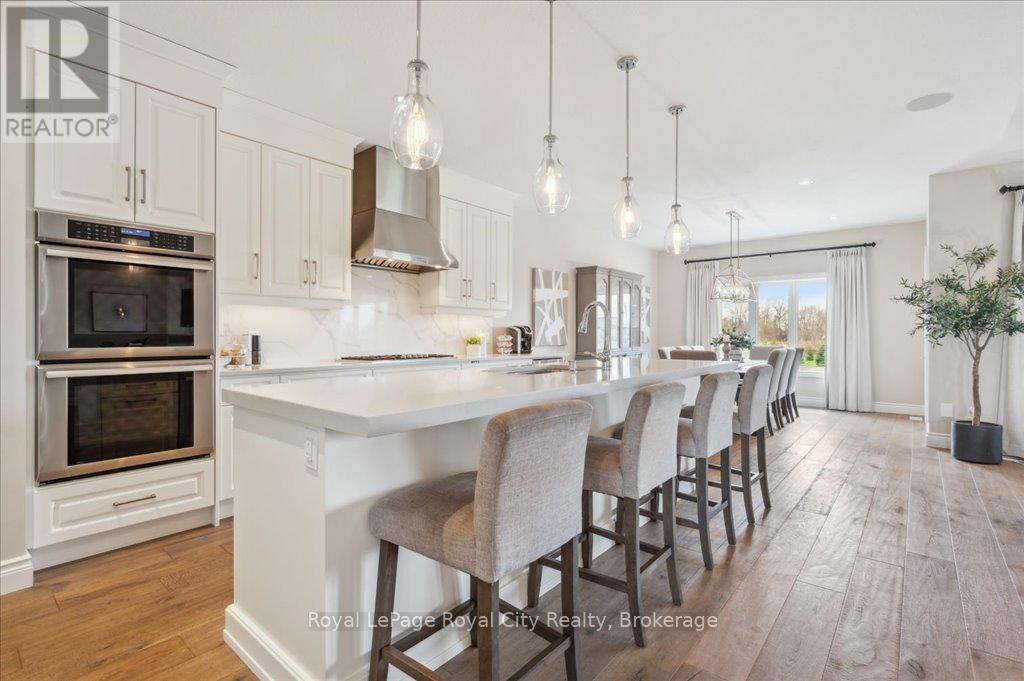 Photo 13 of 51 Ariss Glen Drive, Guelph Eramosa ON