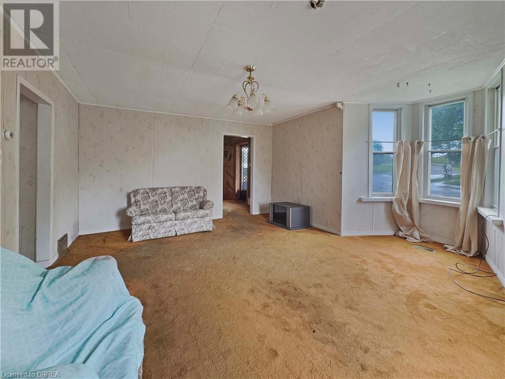 Photo 10 of 21 Ontario Street, Brantford ON