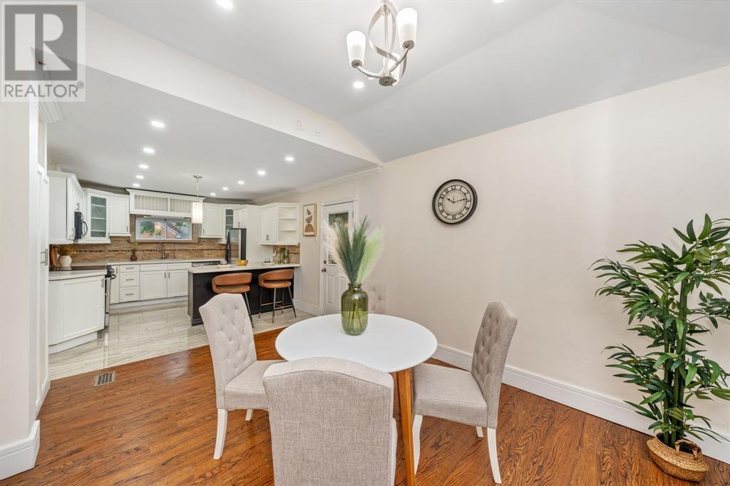 Photo 13 of 156 Queen Street, Sarnia ON