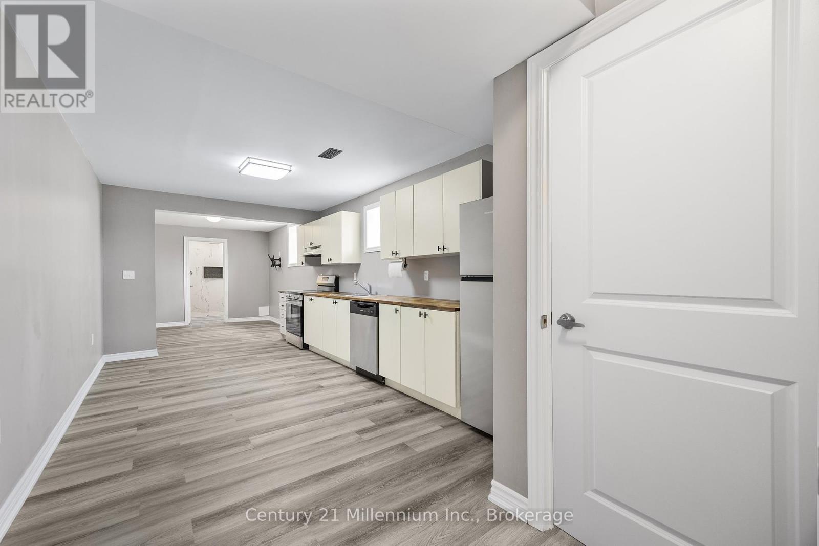 Photo 10 of 375 Russell Street, Southgate ON