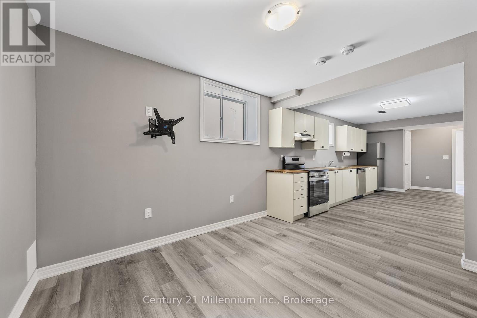 Photo 18 of 375 Russell Street, Southgate ON