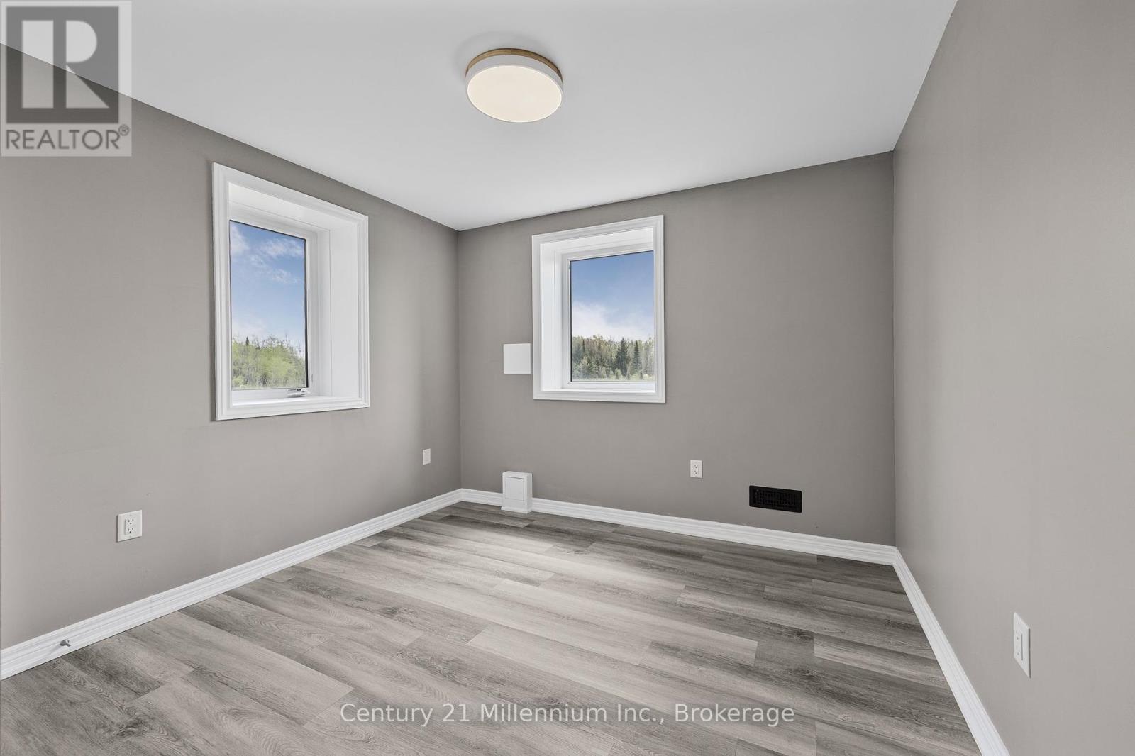 Photo 24 of 375 Russell Street, Southgate ON