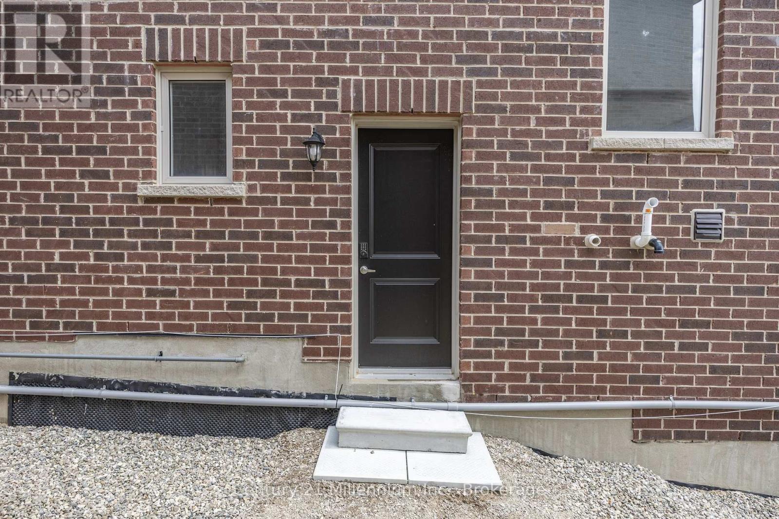 Photo 6 of 375 Russell Street, Southgate ON
