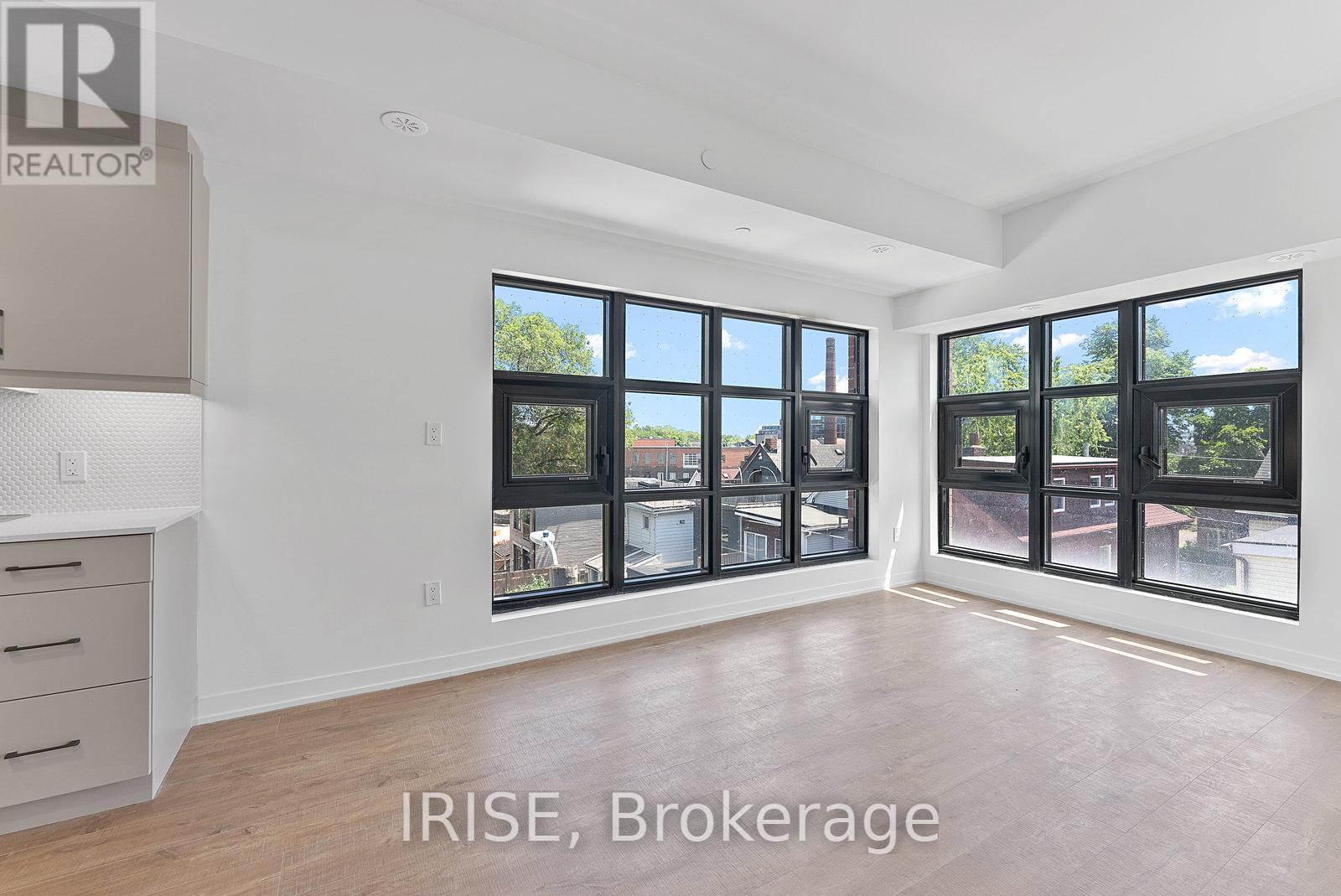 Photo 18 of 310 485 Logan Avenue S, Toronto ON