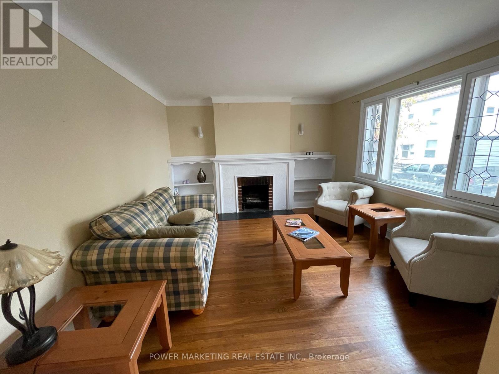 Photo 5 of 21 Perkins Street, Ottawa ON