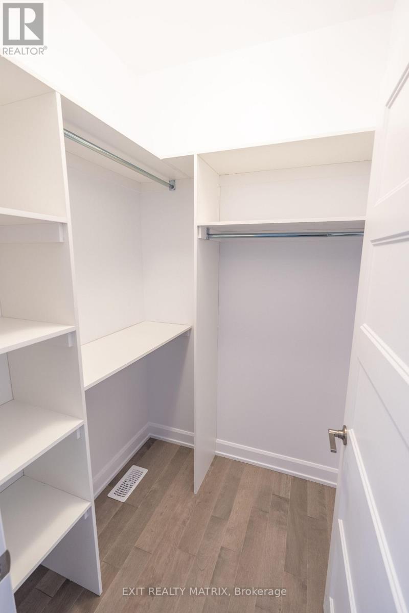 Photo 14 of 1408 Caroline Court, Cornwall ON