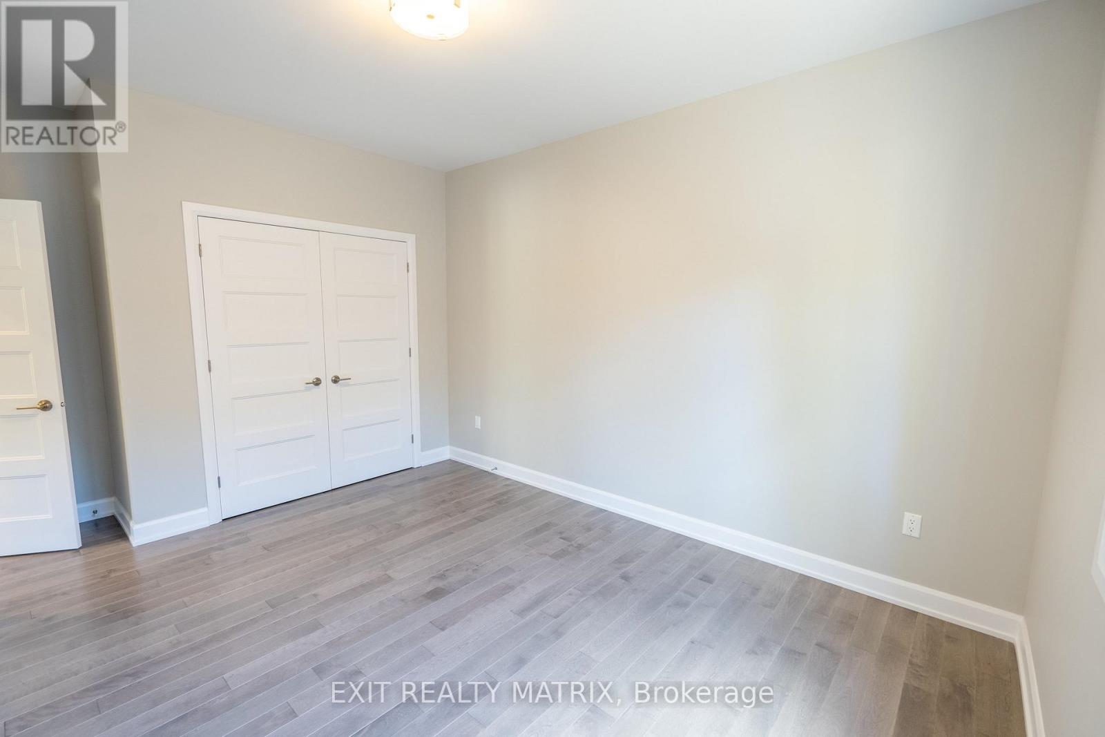 Photo 18 of 1408 Caroline Court, Cornwall ON