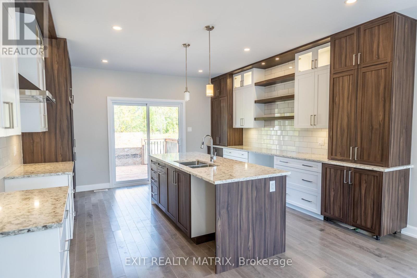 Photo 7 of 1408 Caroline Court, Cornwall ON