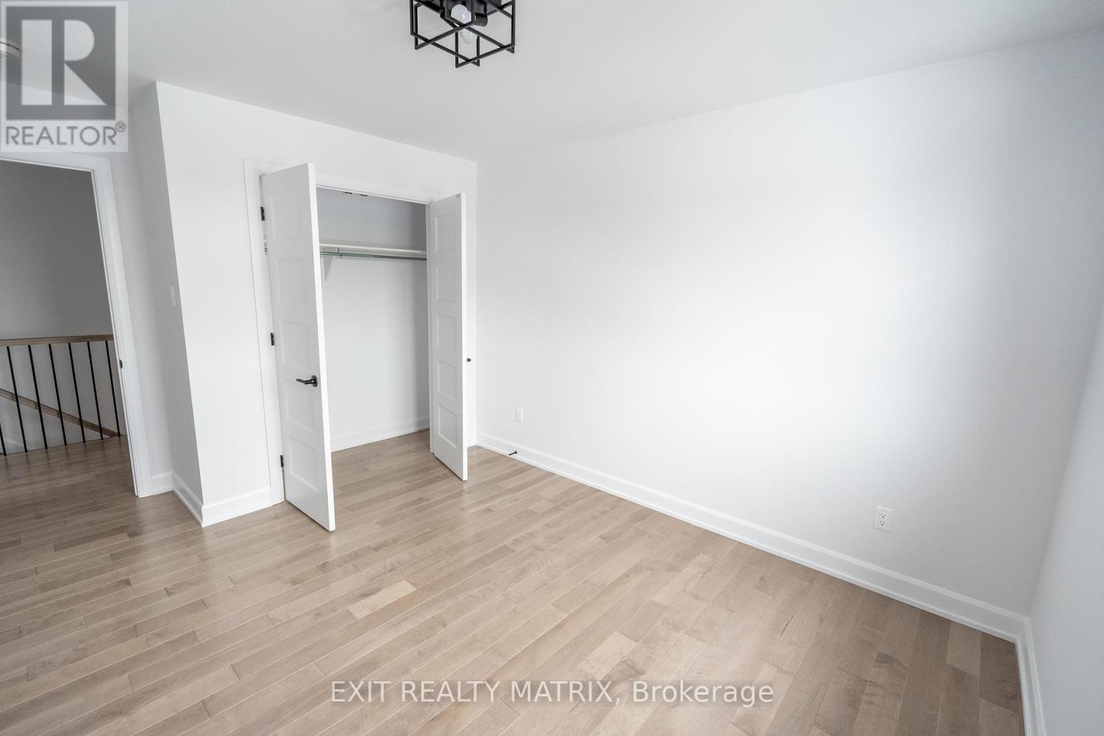Photo 12 of 1409 Caroline Court, Cornwall ON