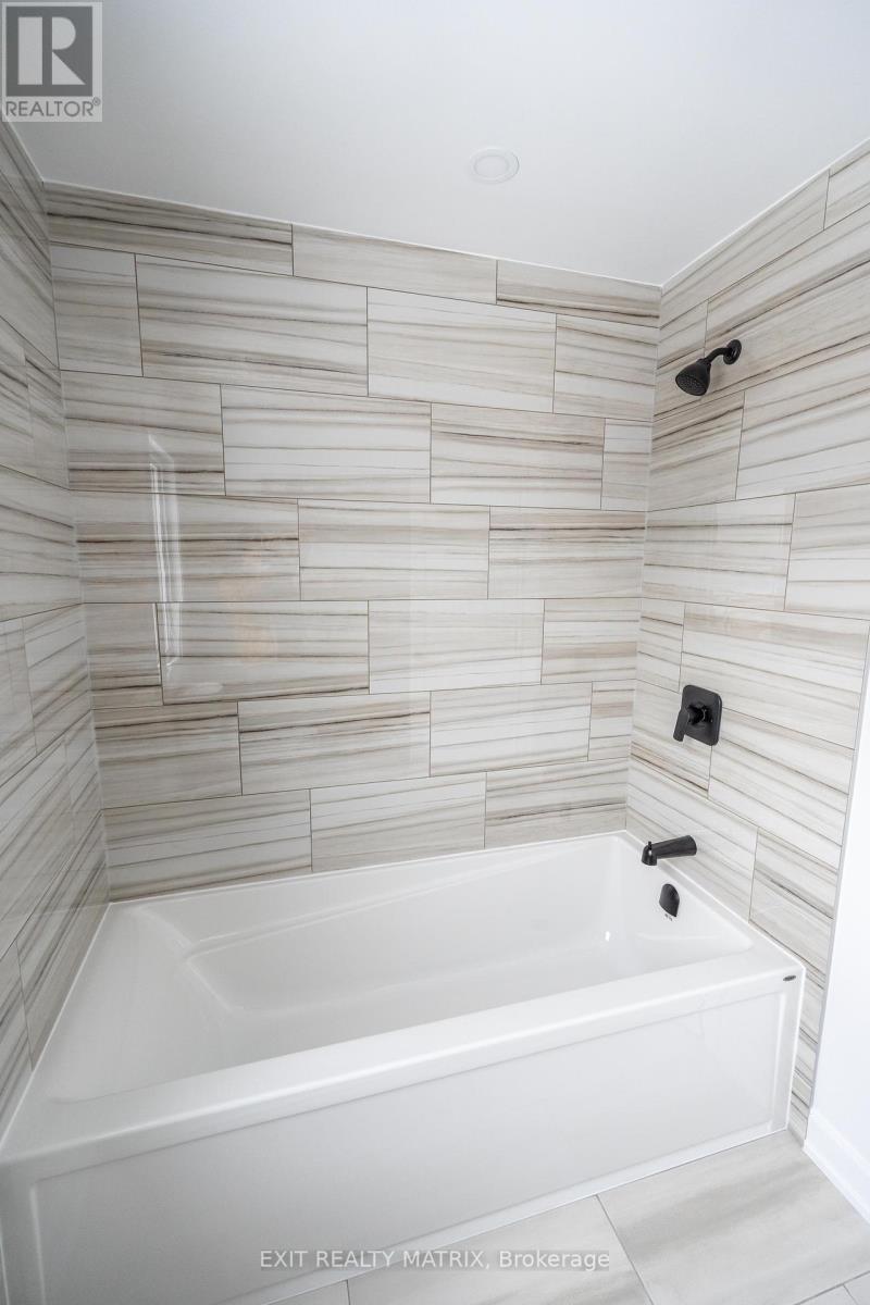 Photo 15 of 1409 Caroline Court, Cornwall ON
