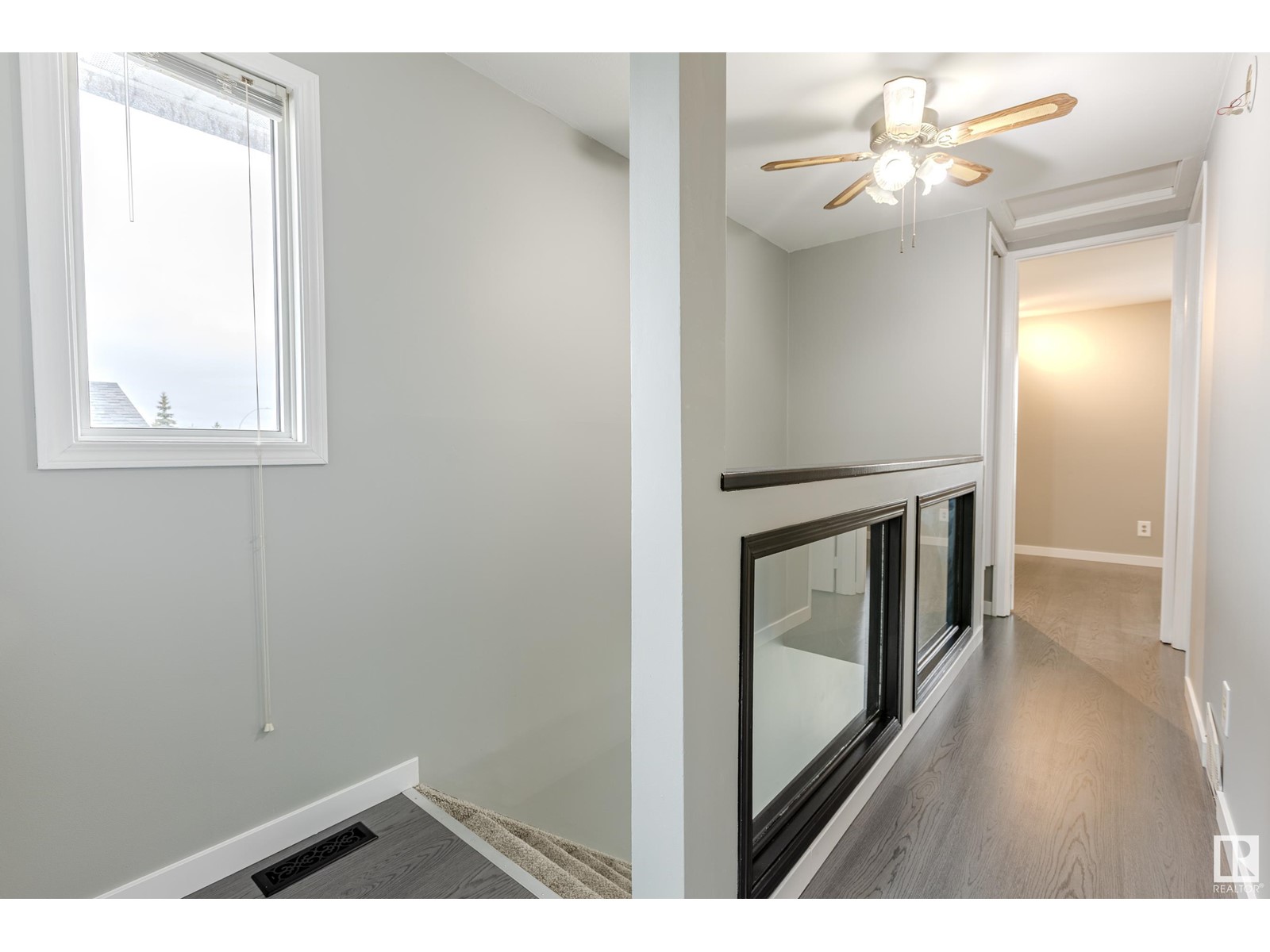 Photo 11 of 9808 107 St, Morinville AB