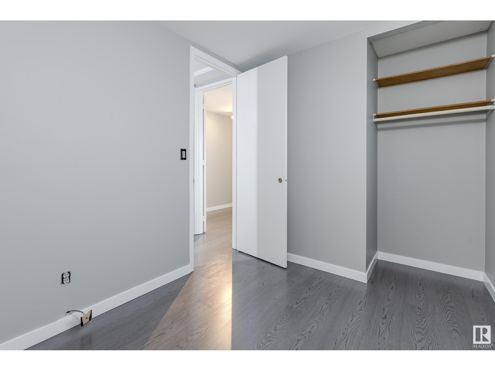Photo 13 of 9808 107 St, Morinville AB