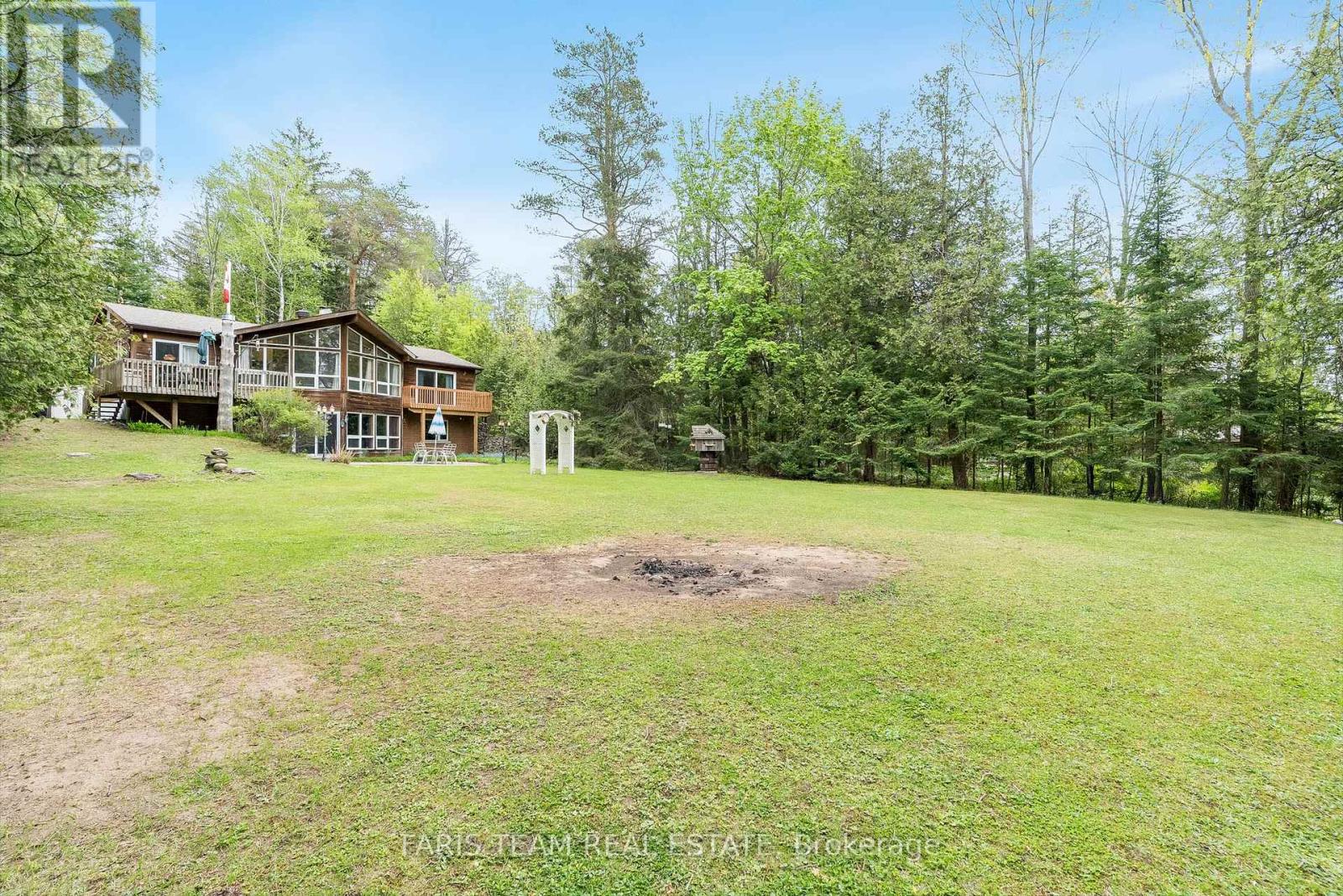Photo 34 of 2385 Whetham Road, Springwater ON